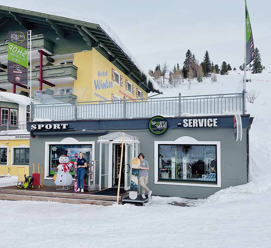 Alpine Mini Market Obertauern Winter